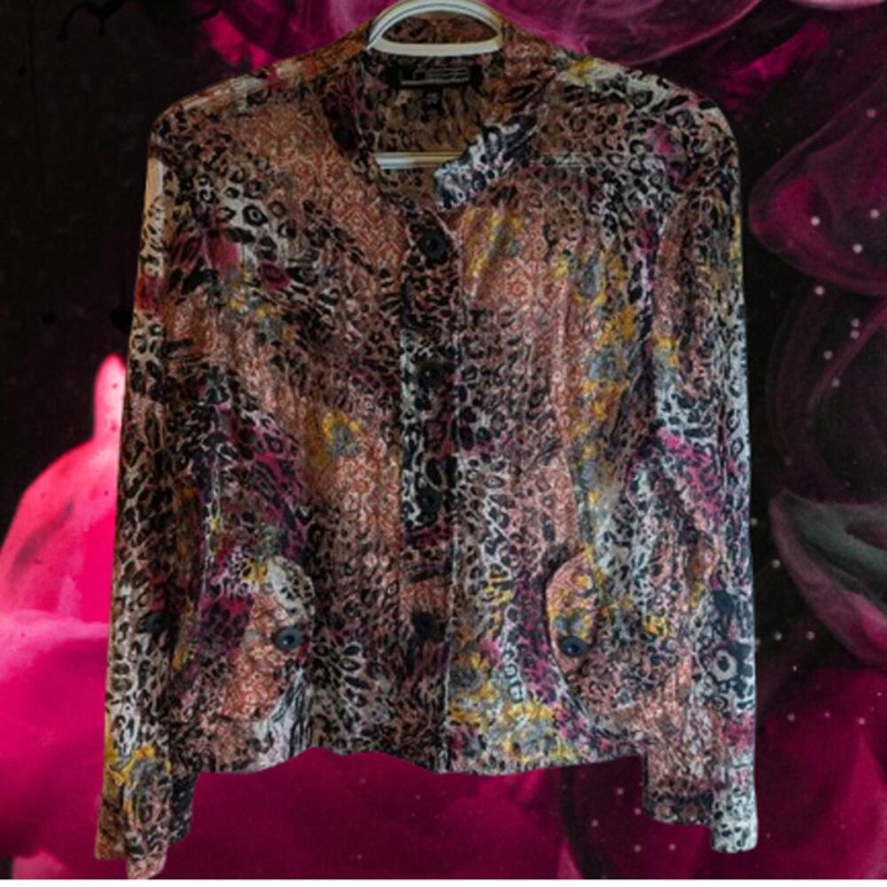 Linear Medium Petite Multi Color Button Up Front … - image 1